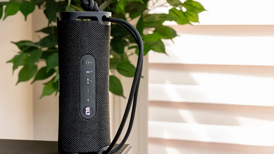 „Sony ULT Field 1“ garso kolonėlės apžvalga: mažiausias „ULT Field“ šeimos narys, kuris pasiūlys savo privalumų, tačiau kai kurie trūkumai bado akis