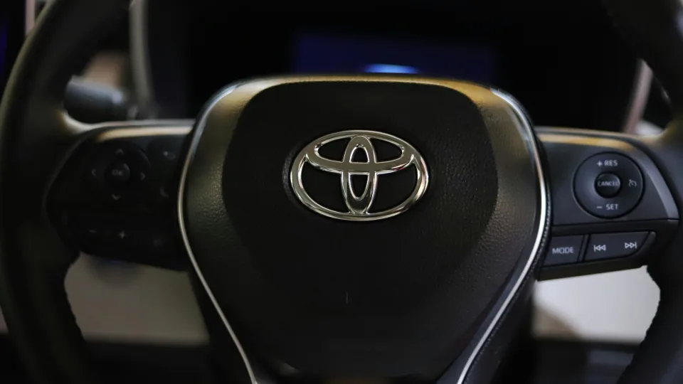 Naujas „Toyota RAV4“ už juokingai mažą kainą: ar kinų SUV invazija nušluos legendinį japonų hitą?