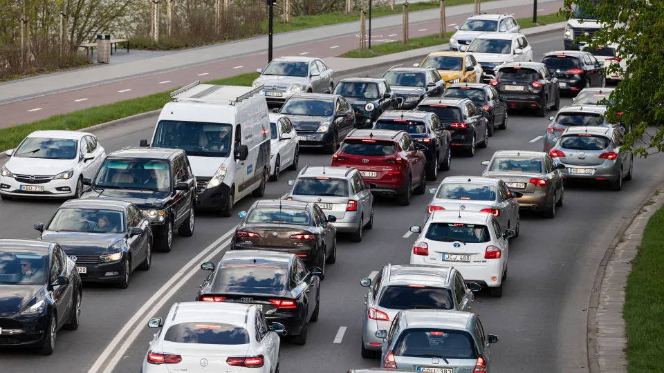 Seimo teisininkai apie tramvajaus idėją: reikėtų kompleksiškai keisti galiojančius teisės aktus