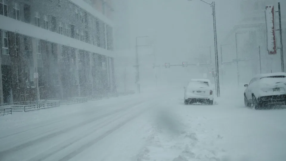 Žiema keičia taktiką: sinoptikai prognozuoja švelnesnį šaltį, bet daugiau kritulių
