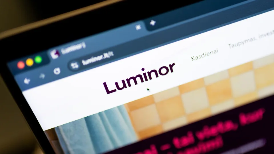 Banko klientai turės mokėti daugiau: įsigalioja svarbūs pakeitimai, pasakė, ką privalu žinoti