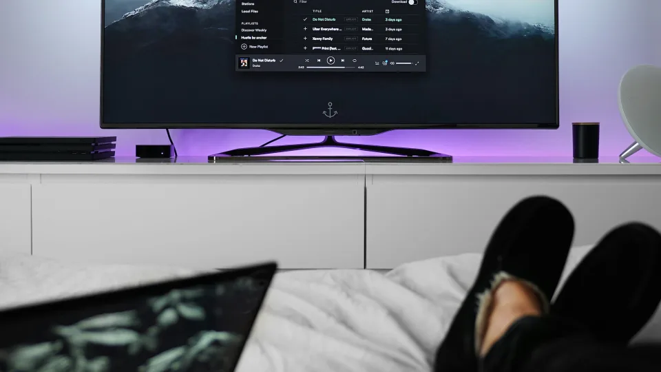 Ekspertai atskleidžia nustatymus, kuriuos daugelis pamiršta įjungti: televizoriaus garsas staiga pagerės