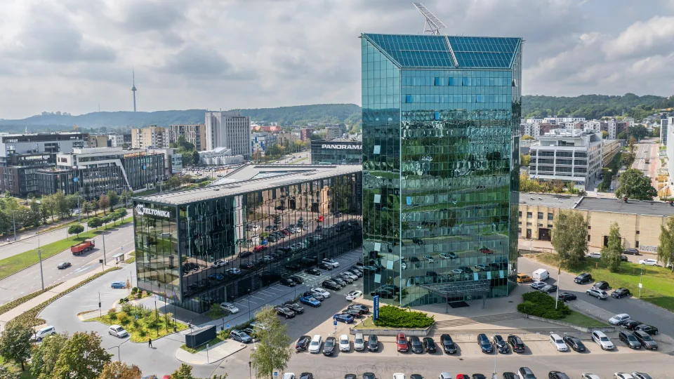 Verslininkas prisipažino dėl neteisėto atlygio, bet įtarimų nesulaukė, nuteistas liko tik tarpininkas