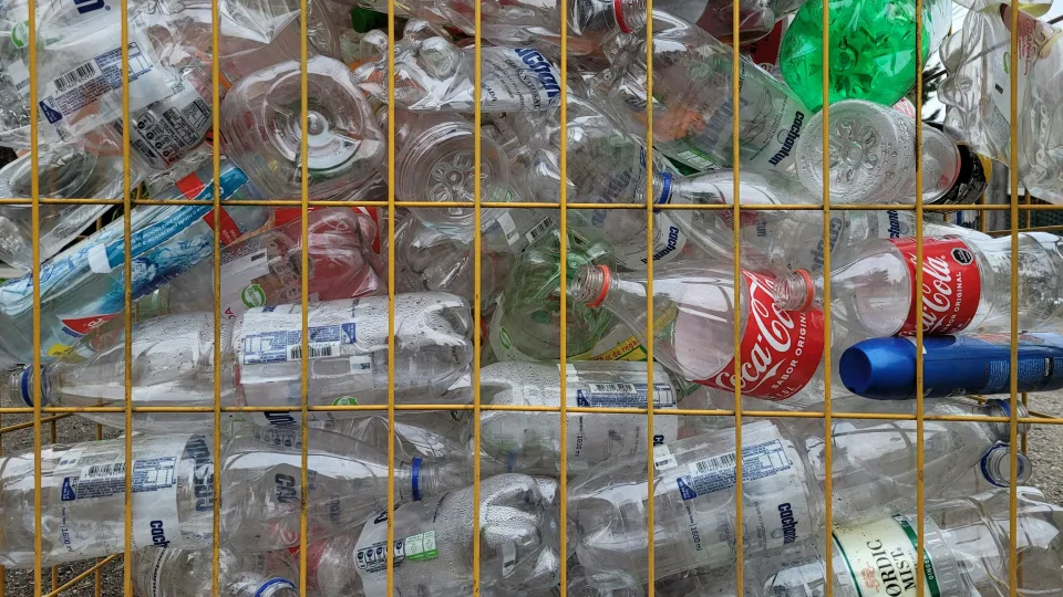 60 % efektyviau: mokslininkai sukūrė metodą, galintį iš esmės pakeisti plastiko gamybą ir taršą