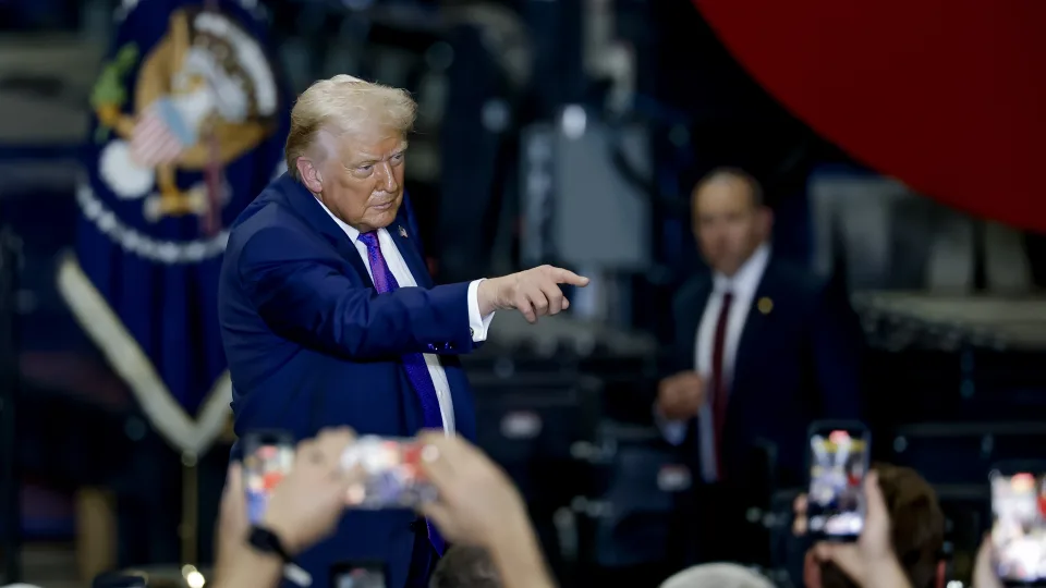 Lemiamas sprendimas Vašingtone: ar Trumpas galėjo įvesti muitus be Kongreso sutikimo?