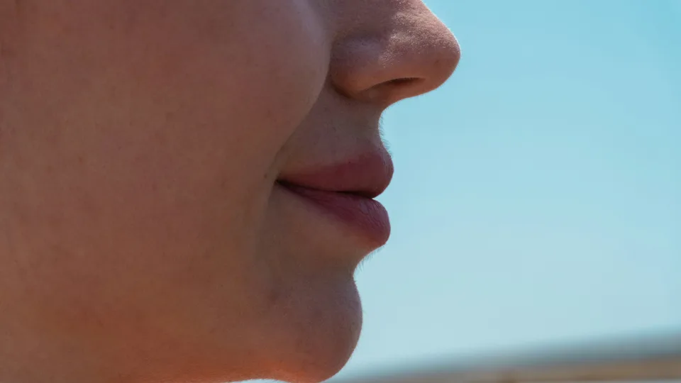 Dvigubas pagurklis gali mažėti be operacijų: du paprasti pratimai, kuriuos galite atlikti namuose