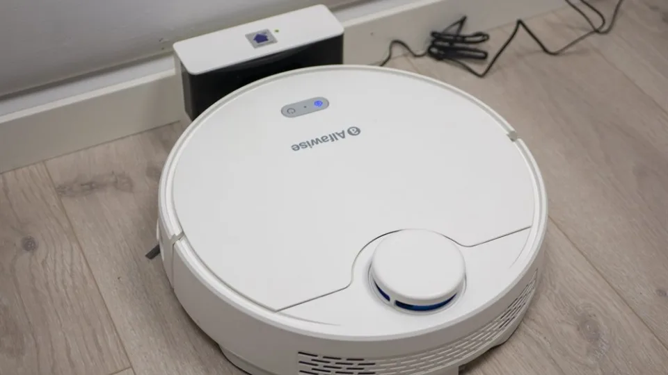 „Alfawise V10 Max” apžvalga: visuotinė robotizacija