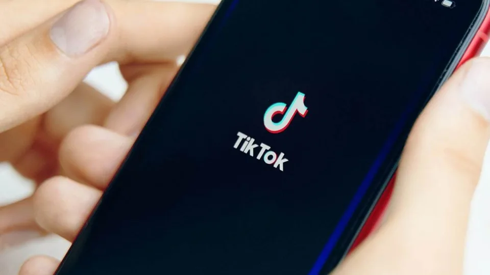 Kinijoje – didžiulis nerimas dėl „TikTok“ programėlės: šalyje svarstomas variantas parduoti šią platformą JAV milijardieriui, sužinokite, kas čia vyksta