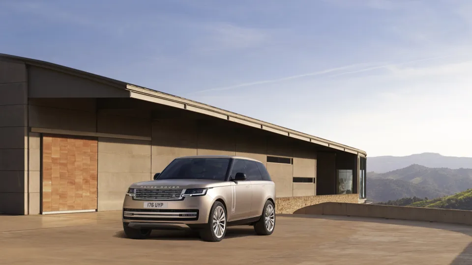 Europos Sąjungos reikalavimai kirto per automobilių gamintojų pinigines: naujausi duomenys atskleidžia kosmines sumas, kurias teko sumokėti už pažeidimus