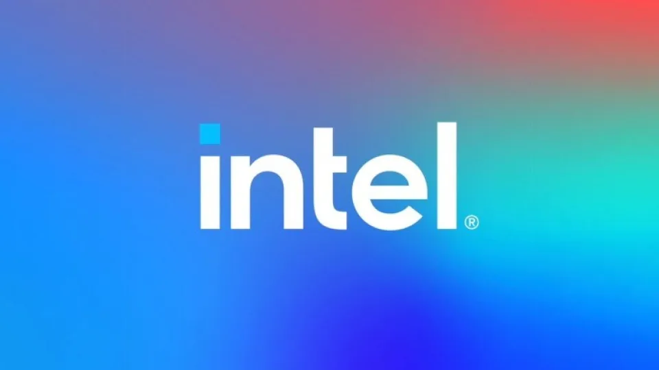 „Intel“ problemos gilėja: nuostoliai auga, pajamingumas krenta, investuotojai nerimsta