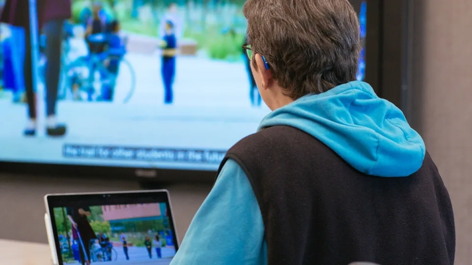 Naujosios „Microsoft“ technologijos neįgaliems žmonėms suteiks daugiau galimybių