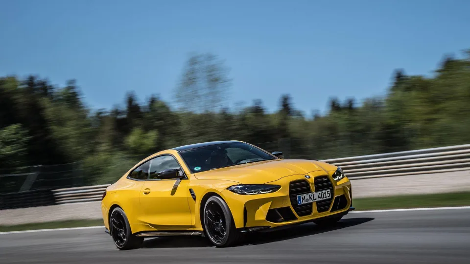 Atėjo laikas atsisveikinti su vidaus degimo varikliais? Ekspertai sako, kad reikėtų neskubėti, ne viskas yra taip paprasta