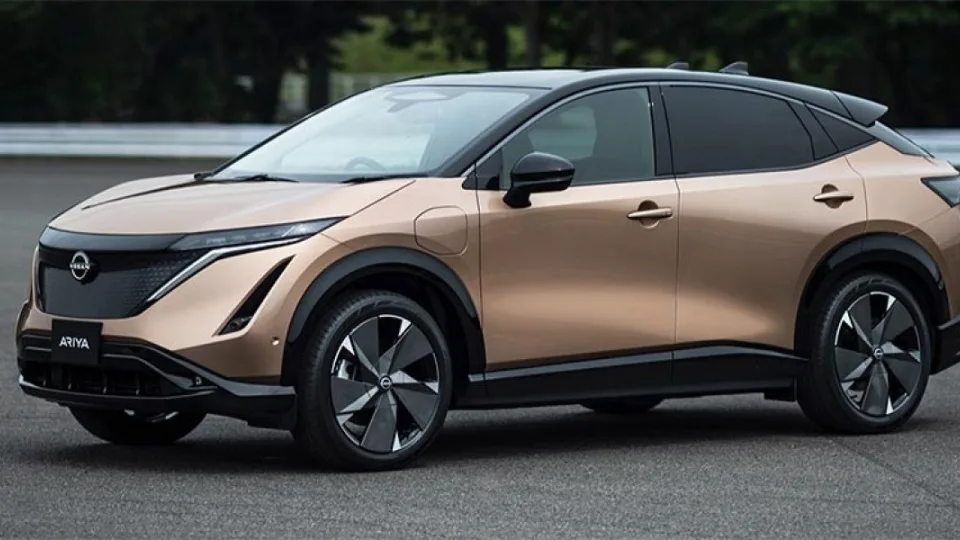 „Nissan“ ir „Honda“ veda derybas: pradėti pokalbiai dėl galimo susijungimo, abi įmonės veiks naujoje kontroliuojančiojoje bendrovėje