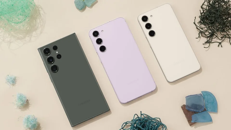 Laukimas pagaliau baigtas: europiečiai pagaliau sulaukė „One UI 7.0“ atnaujinimo su „Android 15“