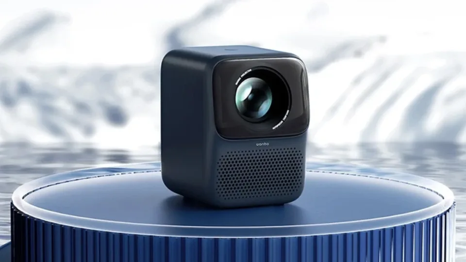 Ieškantiems kokybiško vaizdo projektoriaus: vienas geriausių biudžetinės klasės vaizdo projektorių dabar parduodamas už ypatingą kainą, pateikiamas ir papildomas pasiūlymas