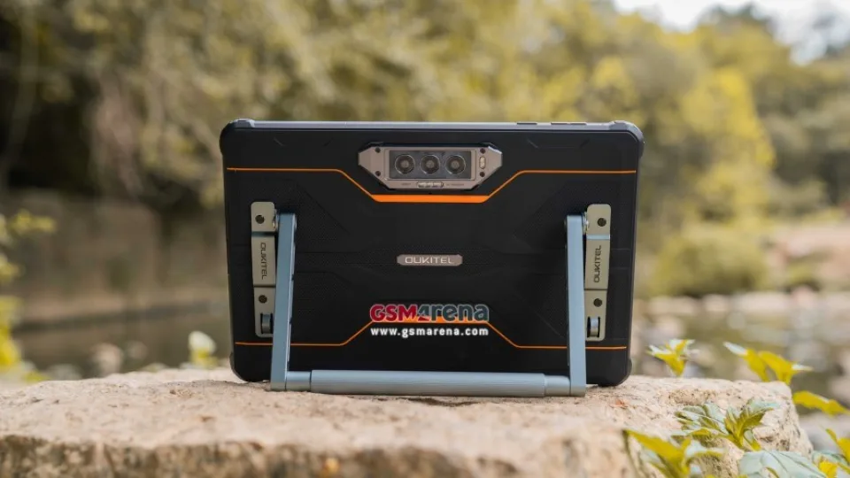 Kinai kuria nesunaikinamą planšetę, kokios dar nebūsite matę: atsparumas ir ugniai, ir vandeniui, milžiniškos talpos baterija ir neįtikėtinai žema kaina