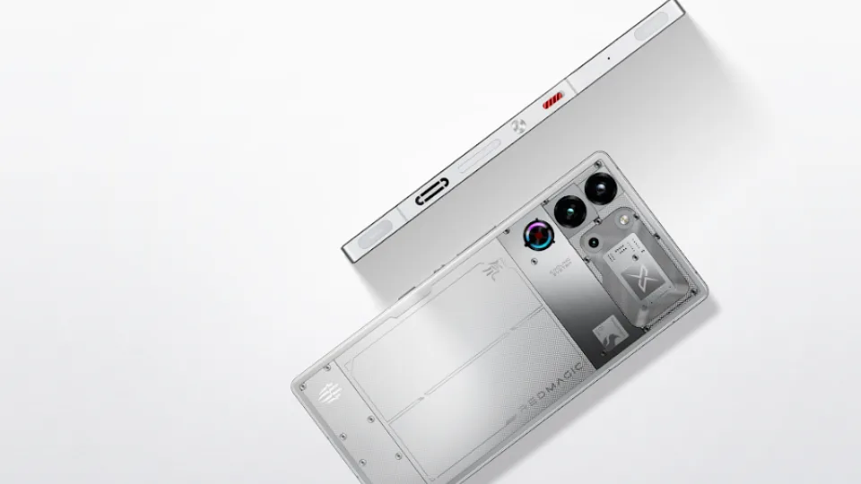 Aiškėja pirmosios „Red Magic 11 Pro“ išmaniojo telefono savybės, pasiūlys išskirtines galimybes