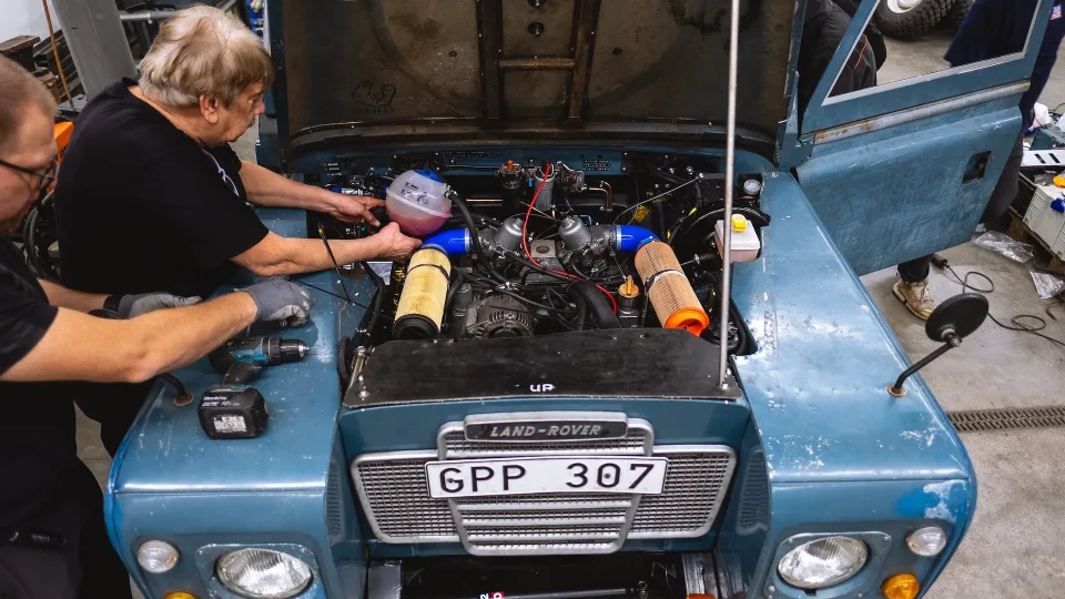 Bemiegis mėnuo – skeptikai sakė, kad to padaryti neįmanoma: kaip Karolio Raišio automobilis buvo netrukus prasidedančiam Dakaro Raliui?