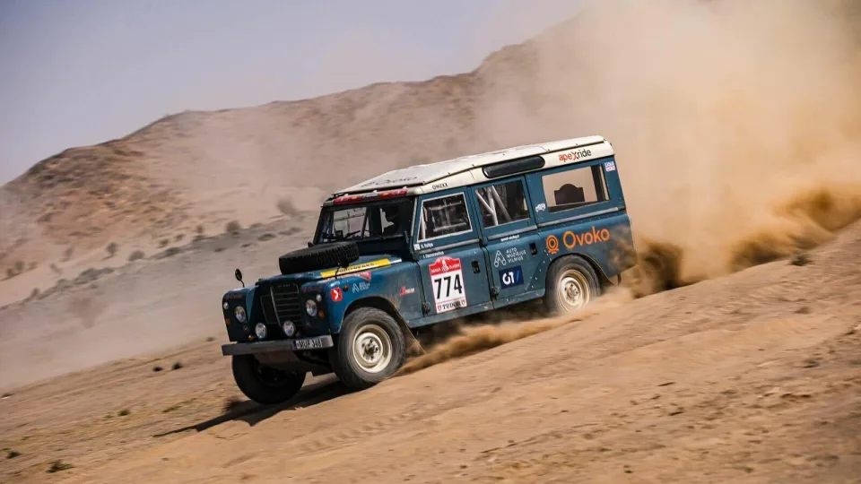 Dakaro ralyje startuoja ne tik daugiau nei 800 lenktynininkų, bet ir jų komandos: be mechanikų ir pagalbos, kaip „Ovoko“ komanda bando užkariauti Dakarą?