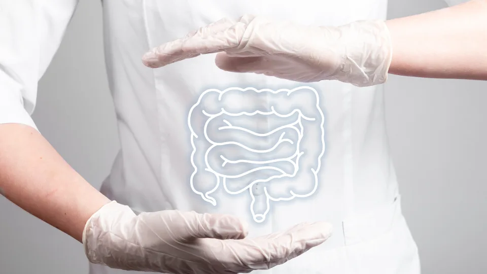 Lengvesnis virškinimas kasdien: trys paprasti įpročiai, kurie pakeis jūsų savijautą po valgio