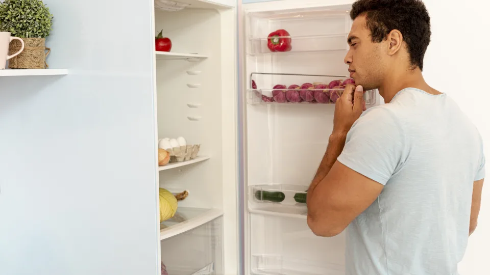 Niekada nespaudėte šio mygtuko ant šaldytuvo? Tuomet jūs kasmet prarandate pinigus