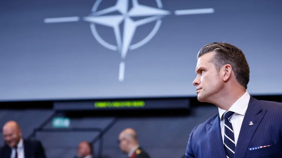 NATO atskleidė naują gynybos planą: pažangūs robotai, dronai ir žvalgyba iš kosmoso gelmių