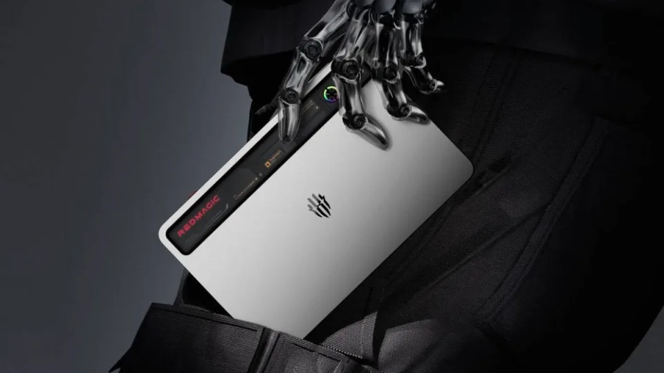 Į Europą atvyksta kompaktiškas „Red Magic“ planšetinis kompiuteris su „Snapdragon 8 Elite“ lustu