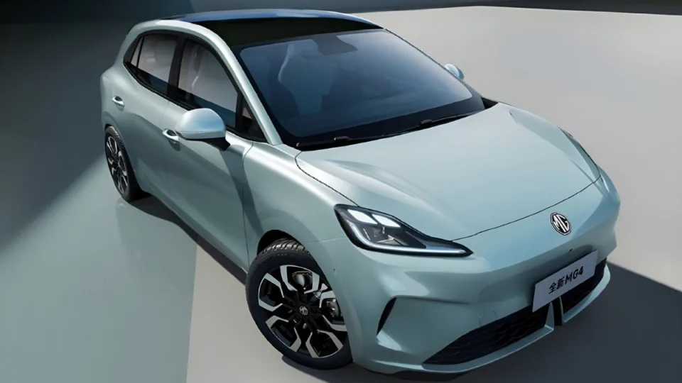 Elektrinių automobilių rinkos revoliucija? Jau netrukus debiutuos pirmasis modelis su naujos kartos baterijomis