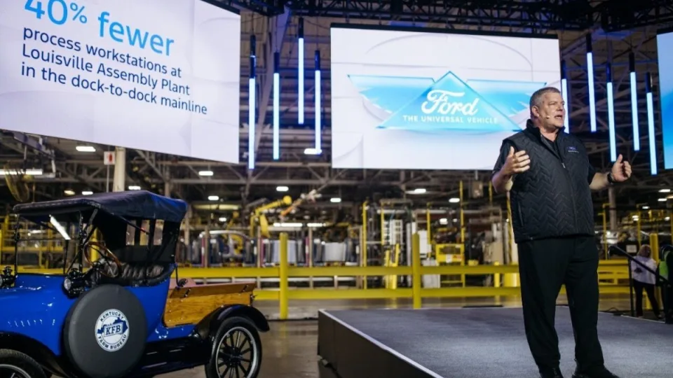 „Ford“ ruošia elektrinį pikapą, kuris gali sukelti rinkos perversmą: mažiau detalių, daugiau galios ir prieinama kaina