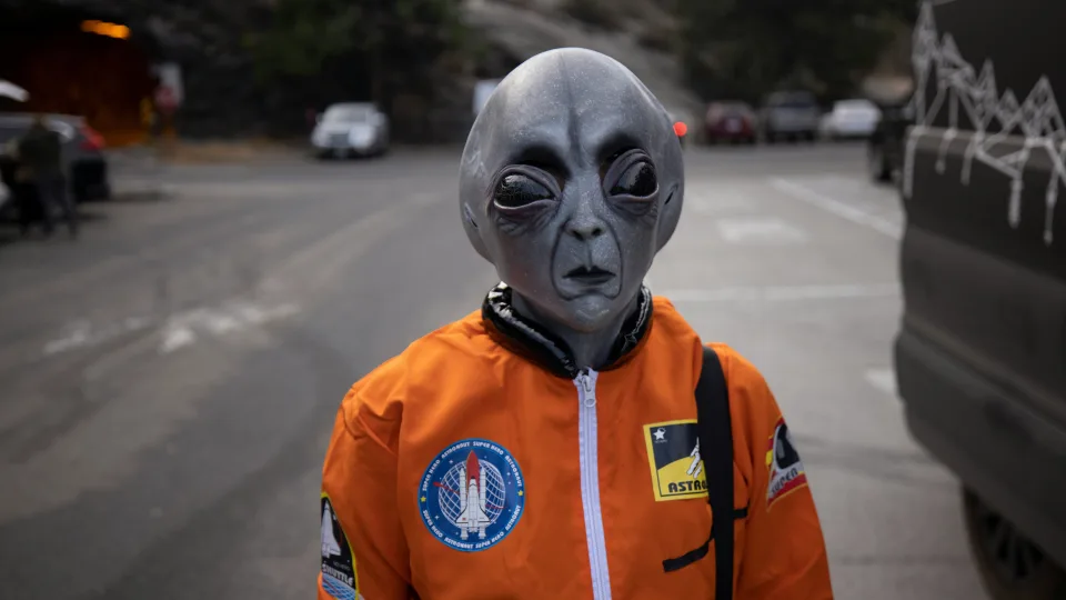 Ar NASA slepia tikrąją tiesą apie ateivius? Į viešumą lenda vis daugiau keistų detalių, ne viskas taip, kaip sakoma