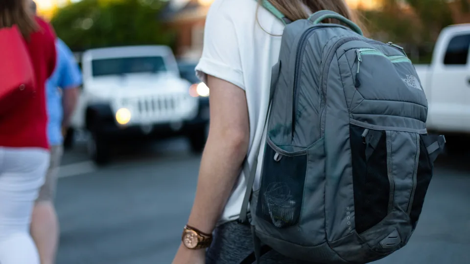 Pirmoji diena mokykloje: paprasti triukai, kurie vaikui šią dieną pavers nepamirštama švente