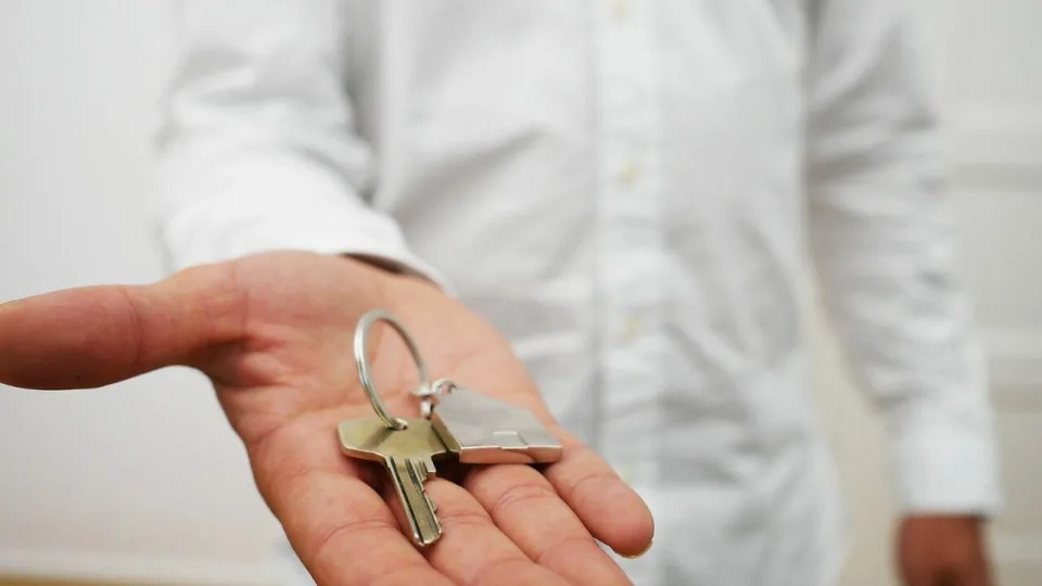 Lietuviams palengvins kelią link pirmojo būsto įsigijimo? Pradinį įnašą siūloma mažinti nuo 15 iki 10 proc.