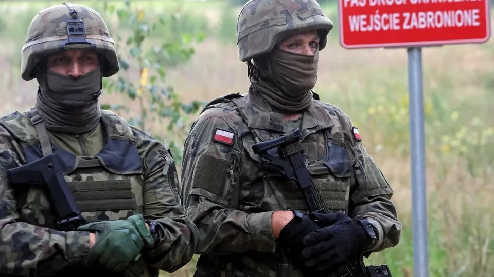 Karinė parama pereina į naują etapą: Varšuva pasirengusi stiprinti Ukrainos dangų