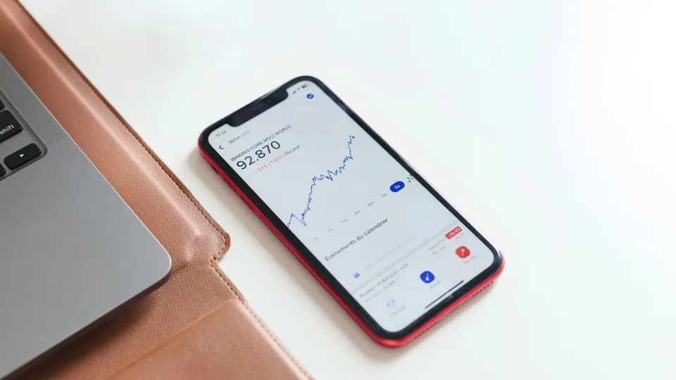 Tai daro tūkstančiai šalies verslų: pasakė, kodėl verta investuoti tiesiai iš įmonės sąskaitos