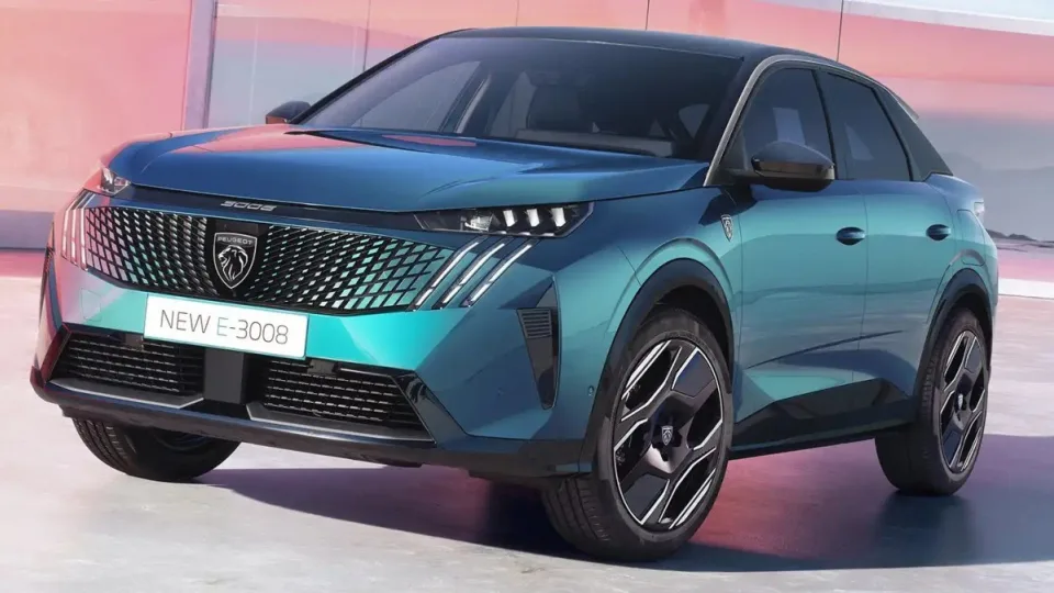 Elektromobilis, kuris mąsto už jus: „Peugeot“ siūlo 10 metų nemokamą išmanų vairavimo paketą