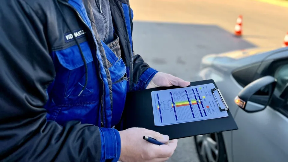 Nemokama patikra atskleidė šokiruojančią tiesą: kas antras automobilis su dideliais trūkumais