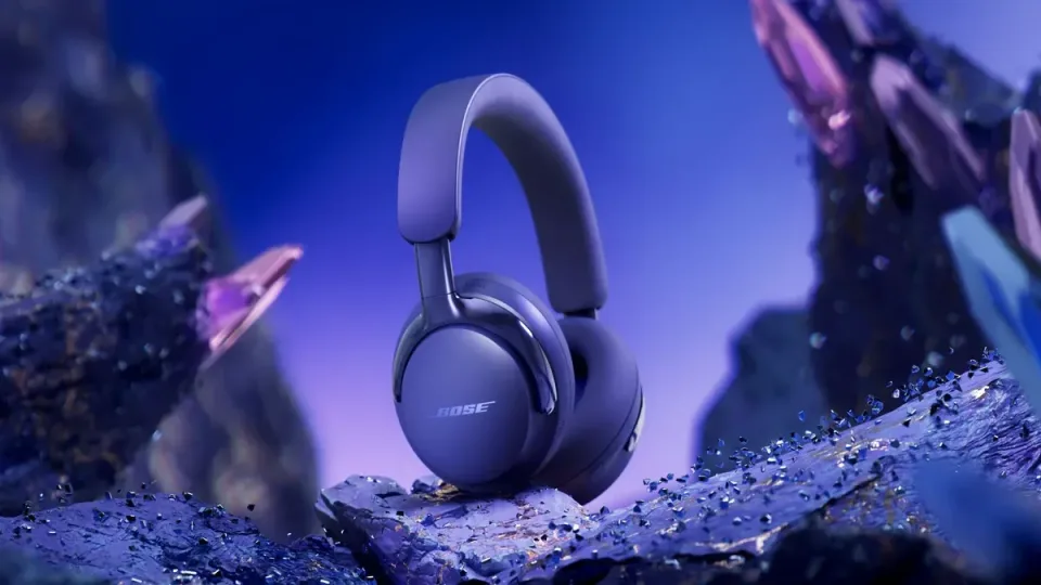 Naujos kartos „Bose QuietComfort Ultra“ belaidės ausinės pasiūlys daugelio ilgai lauktą galimybę