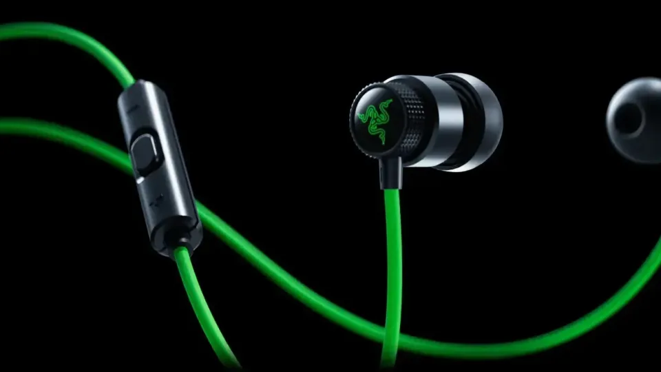 „Razer“ pristatė naujas „Hammerhead V3 Wired“ ausines su 3,5 mm jungtimi ir USB-C