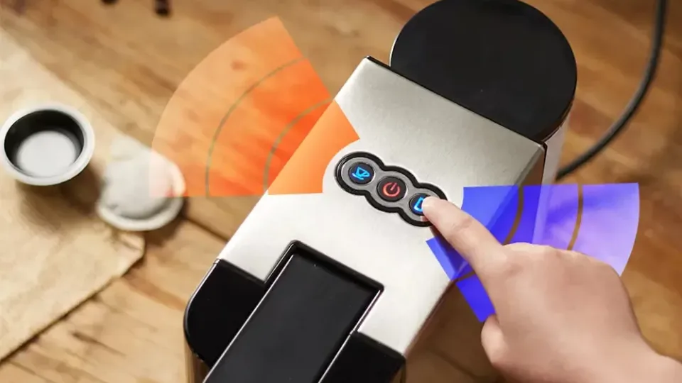 Tai yra kone privalomas pirkinys nenumaldomai artėjant žiemai: internautai šiuos kavos aparatus tiesiog šluoja iš lentynų, kaina nesiekia nė 100 eurų, o kokybė - puiki