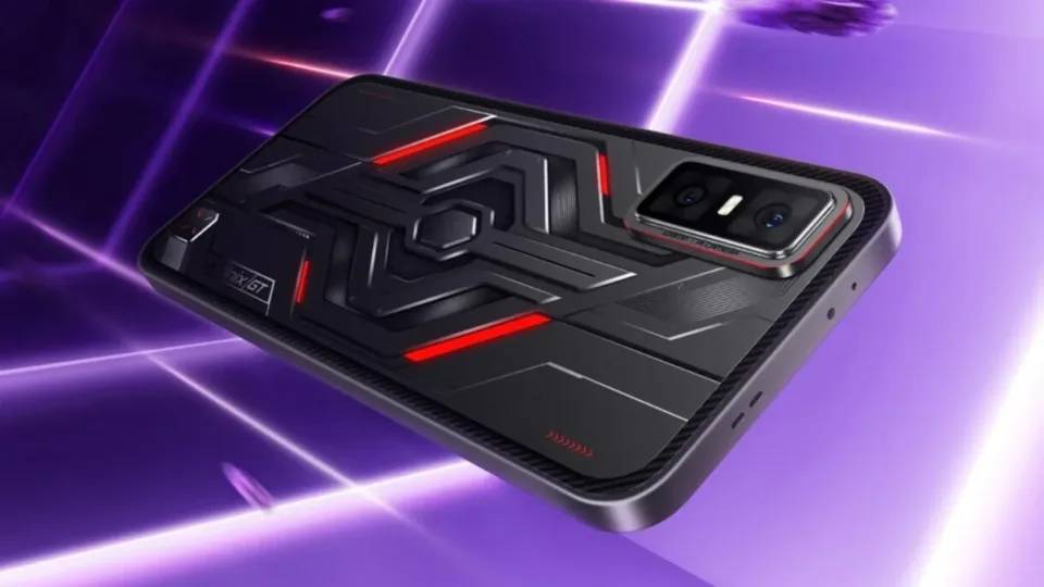 „Infinix“ pristatė mažiau nei 300 eurų kainuojantį „GT 30 Pro“ telefoną, kuris skirtas žaidimų gerbėjams