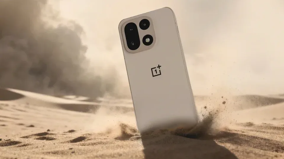 Geriausi telefonai pagal baterijos veikimo laiką, „Samsung“ ir „Apple“ neprilygo Kinijos bendrovėms