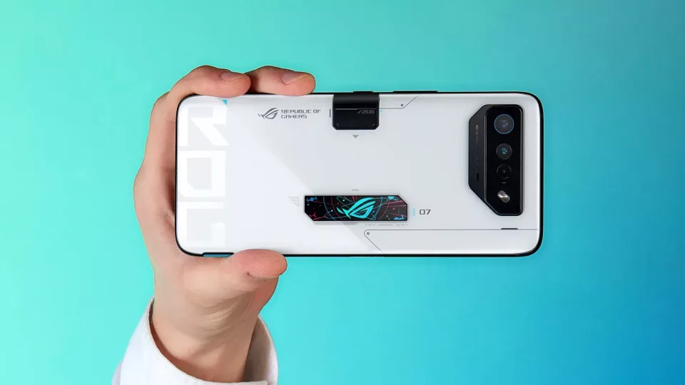 Paskelbti galingiausi „Android“ telefonai: tarp geriausiųjų rasime ir „Samsung“, tačiau karūna iškeliauja į Kiniją