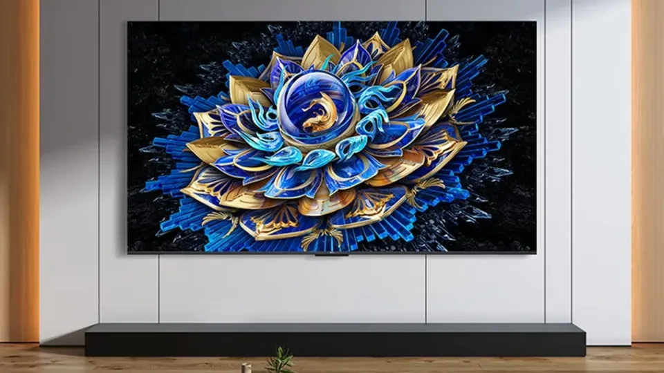 TCL pristatė naujuosius „T7L“ serijos išmaniuosius televizorius su 4K raiškos „QD-Mini LED“ ekranais ir puikia garso sistema