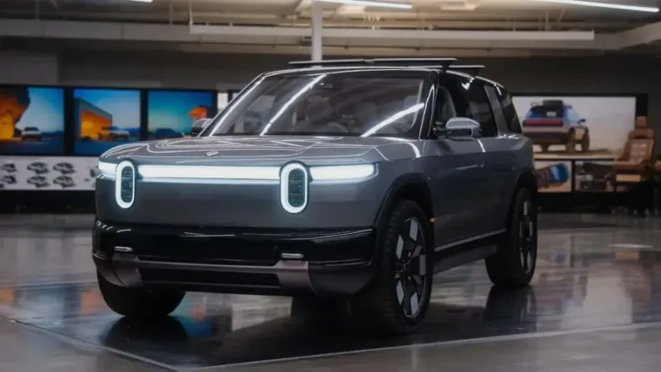 Automobilių rinkos ateitis: „Rivian“ vadovas žada, kad jūsų automobiliai netrukus dirbs už jus