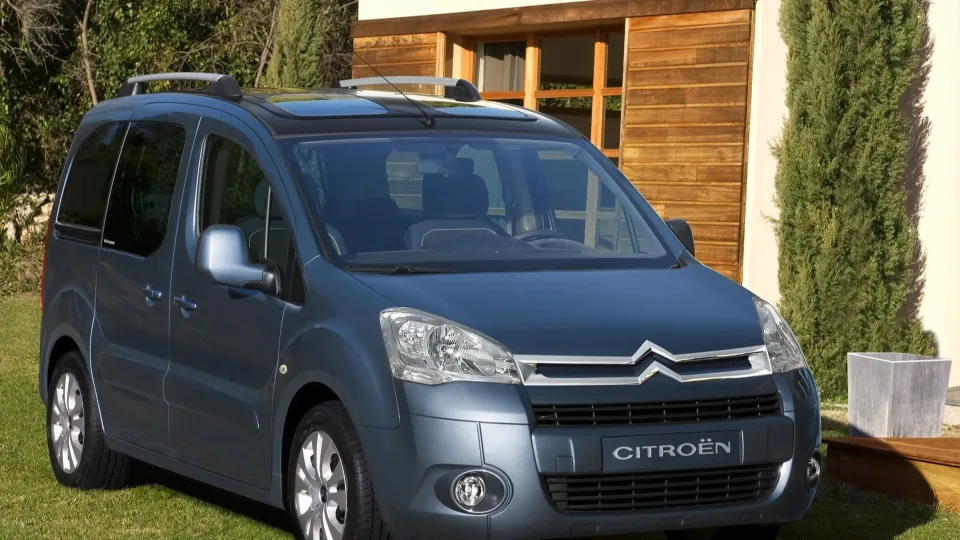 Ketinate įsigyti naują automobilį? Šie modeliai laiko kainą tarsi auksas, štai kas juos skiria nuo likusių