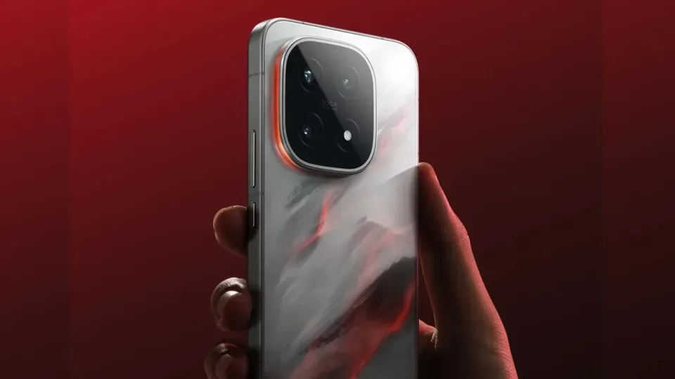 „iQOO 15“ išmanusis telefonas sulaukė neregėto populiarumo, muša visus pardavimų rekordus