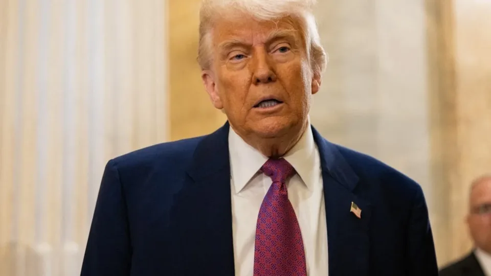 Trumpo tonas griežtėja: paskelbė apie JAV pasaulinio tarifo padidinimą nuo 10 iki 15 procentų