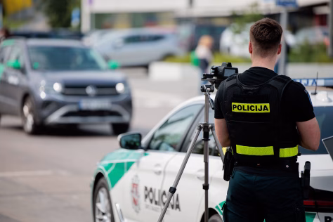 Kritinis įspėjimas visiems vairuotojams: galite gauti net 280 eurų siekiančią baudą