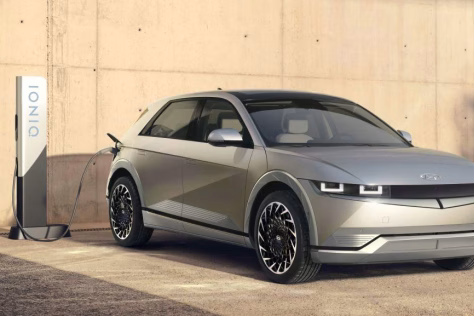 „Hyundai“ pasiūlė tai, ko iki šiol nesiūlė joks kitas automobilių gamintojas: naujausius automobilius jau galima įsigyti ir „Amazon“