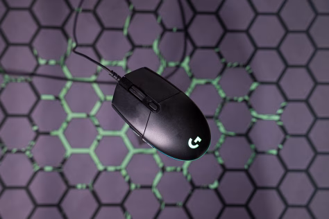 „Logitech G102” žaidimų pelės apžvalga: biudžetinis modelis, kuris pasiūlys puikų kainos ir kokybės santykį bei RGB blizgučius